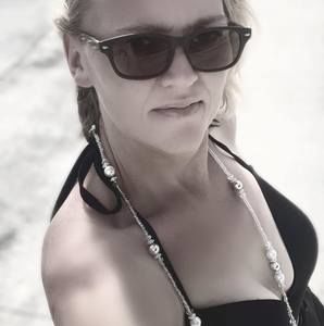 Meet your Posher, Jewel